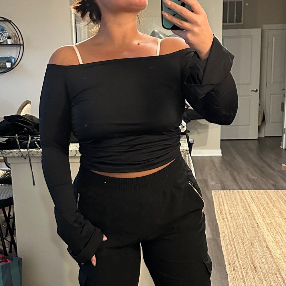NWT Edikted Elegant Black Off-Shoulder Women's Top